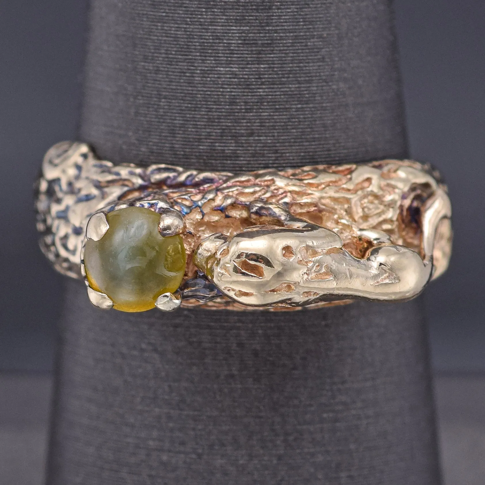 Antique 14K Yellow Gold Chrysoberyl Cat's Eye Lion Band Ring 6.1 Grams