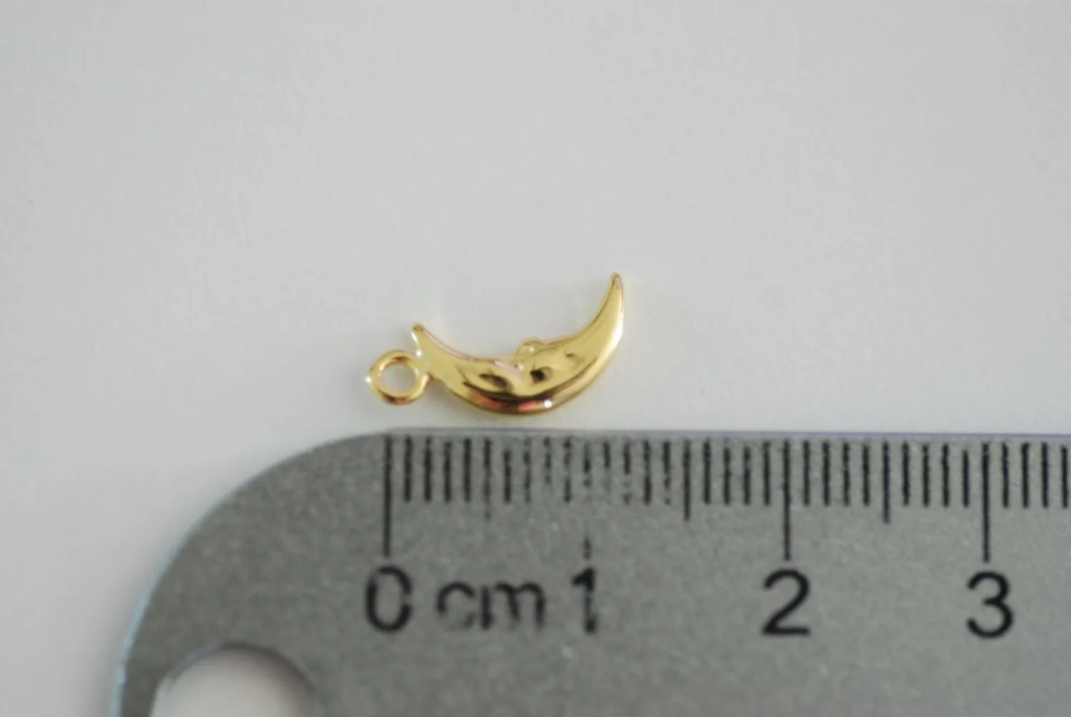 Crescent Moon Wholesale with Face Charm | 18k Gold plated over Sterling Silver, Vermeil, Gold Moon, Crescent Face Moon Pendant, 269