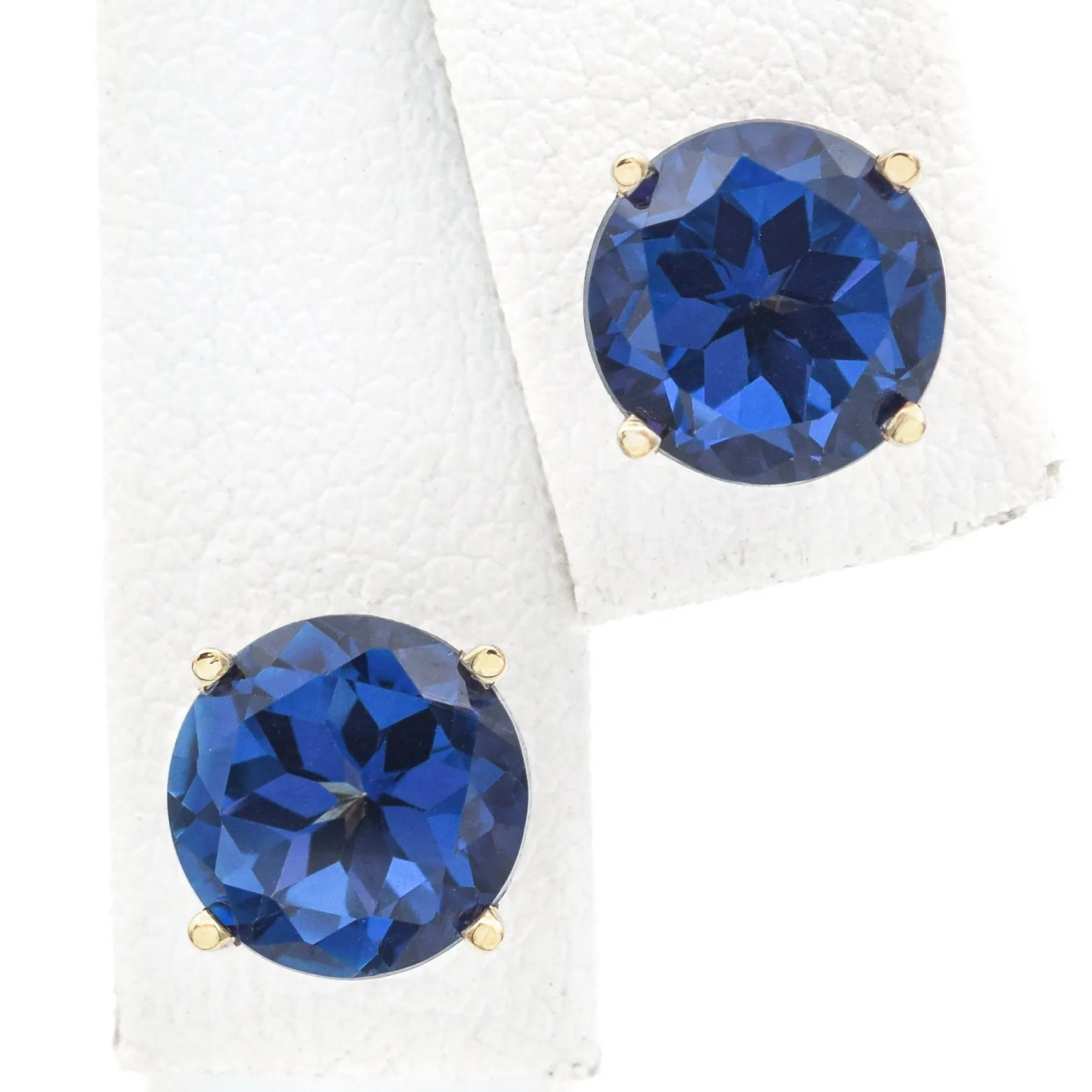 Estate 14K Yellow Gold Lab Sapphire Round Stud Earrings 8 mm