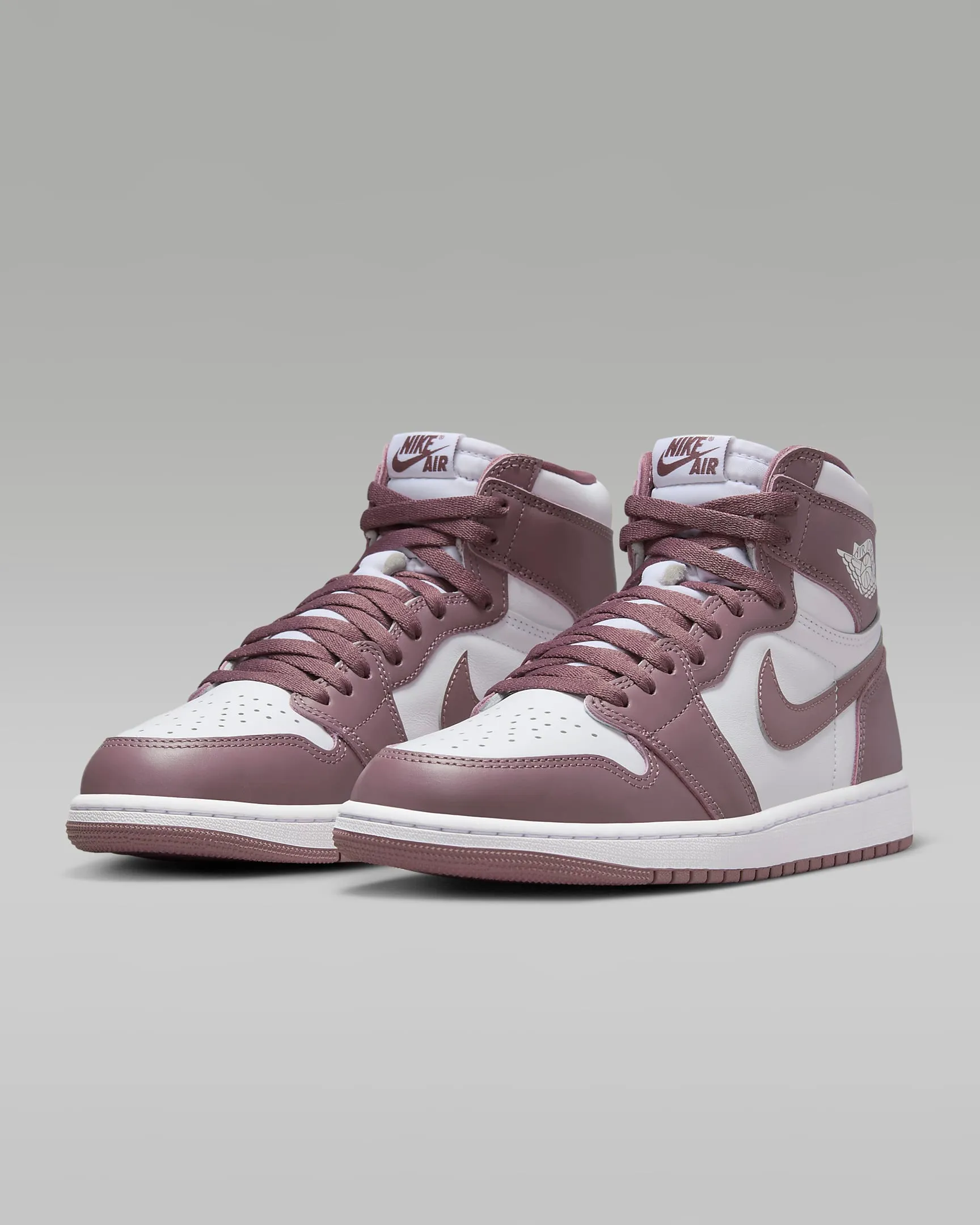 Nike Men's Air Jordan 1 High OG Shoes - White / Sky J Mauve