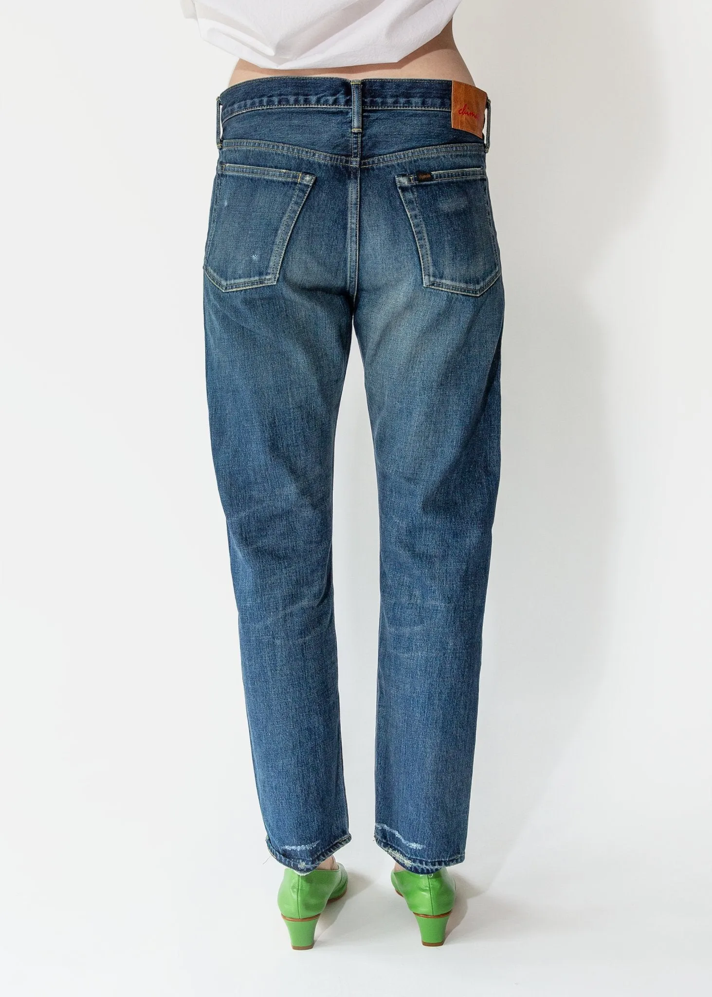 Selvedge Denim Narrow Tapered Cut in Medium Wash