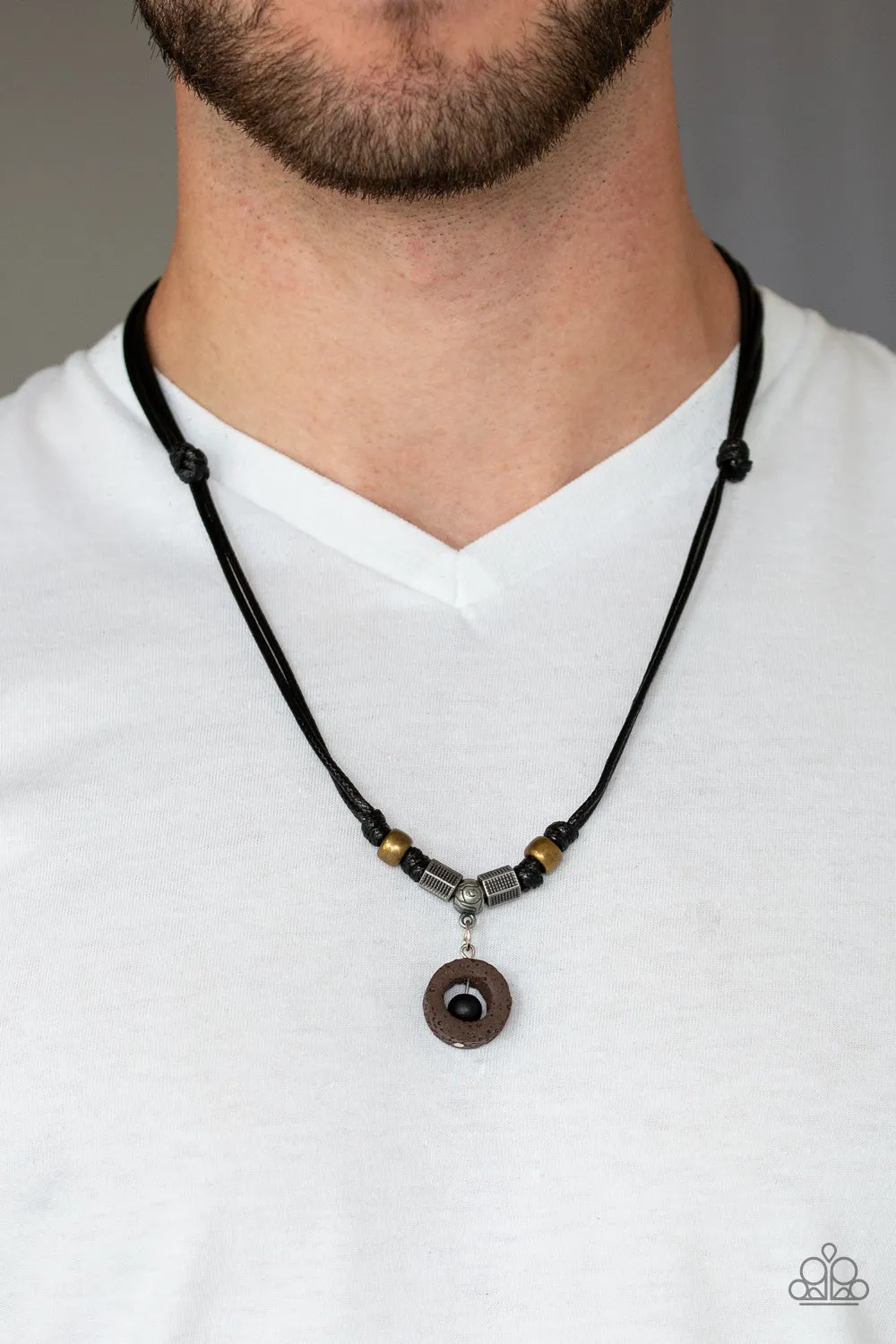 Tiki Thunder Black-Urban Necklace